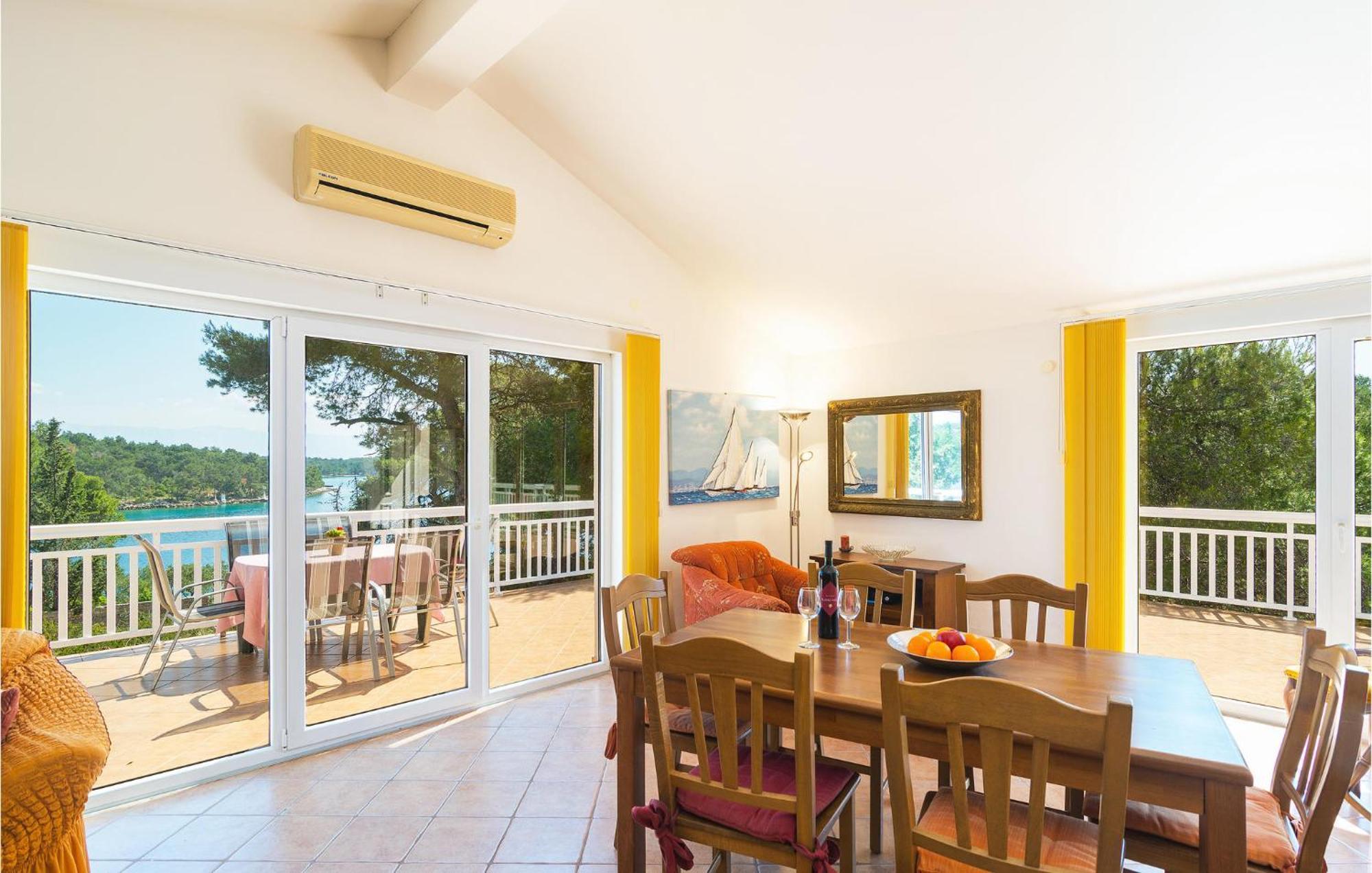 2 Bedroom Lovely In Vrboska