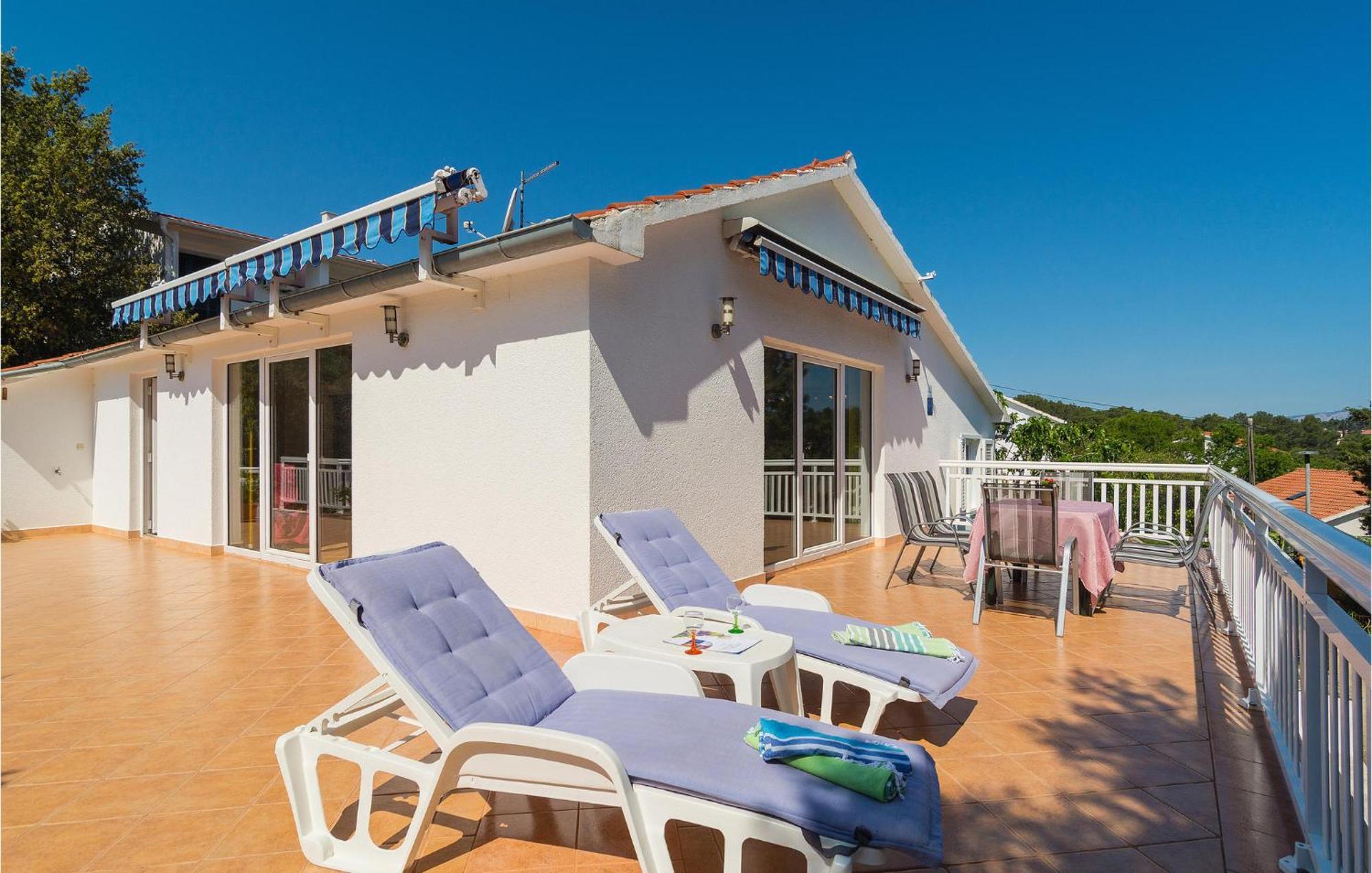 2 Bedroom Lovely In Prázdninový dům *