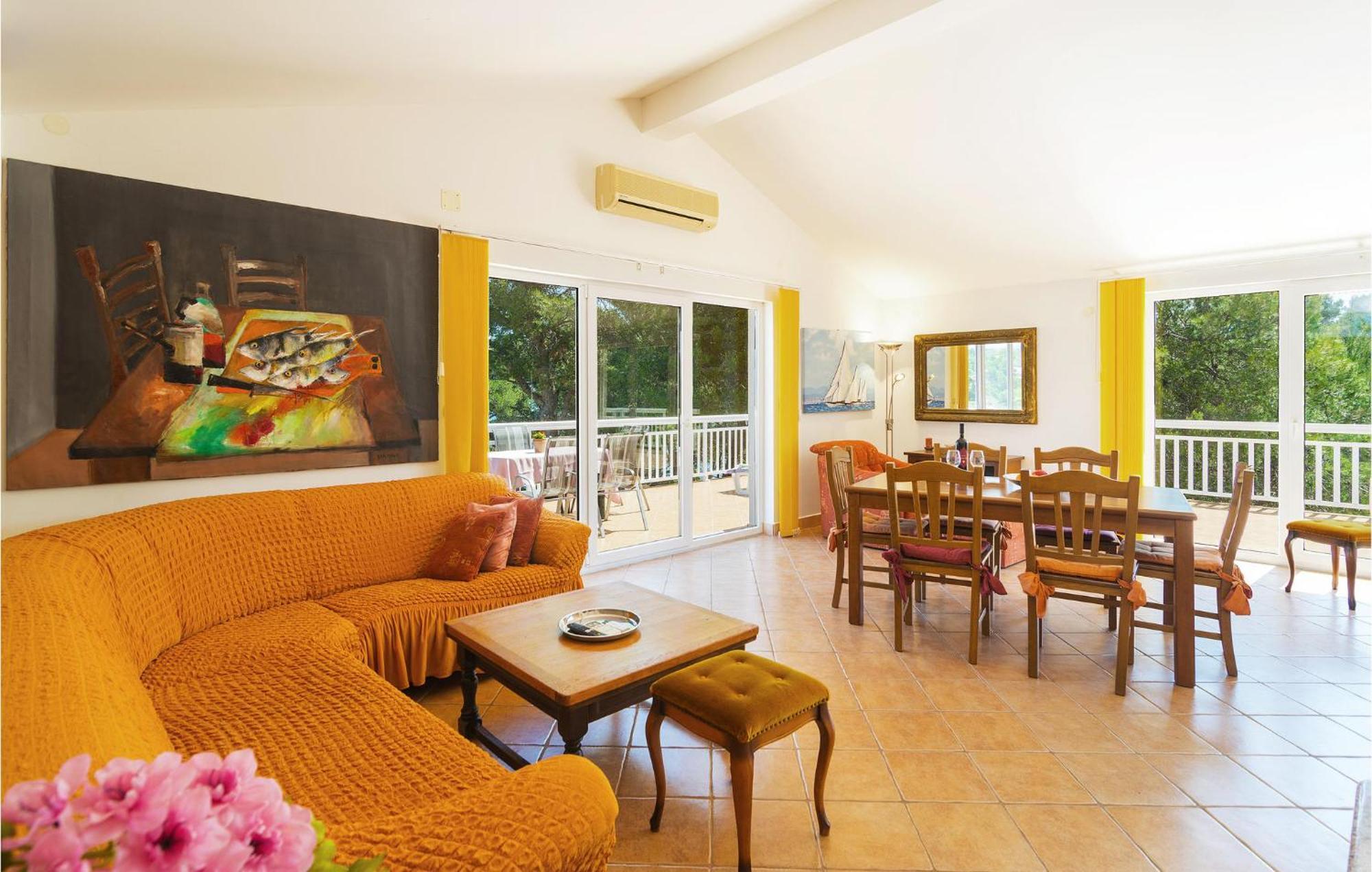 2 Bedroom Lovely In *